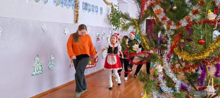 Новогодний маскарад.